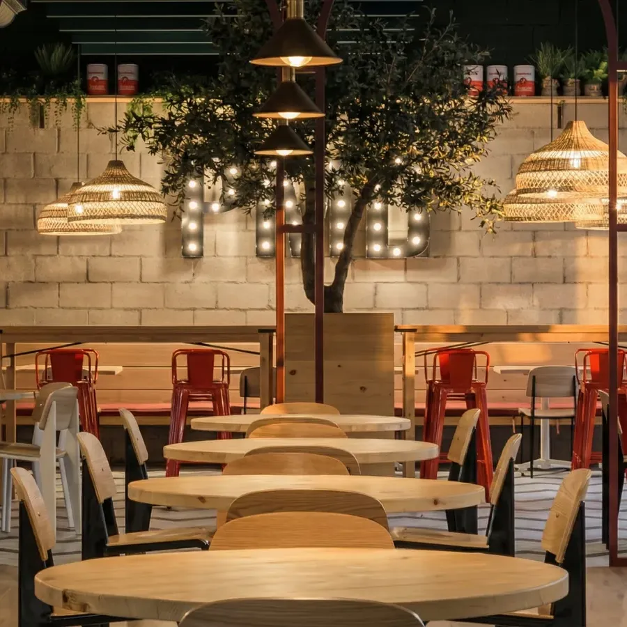 Comedor de un local de Comess Group